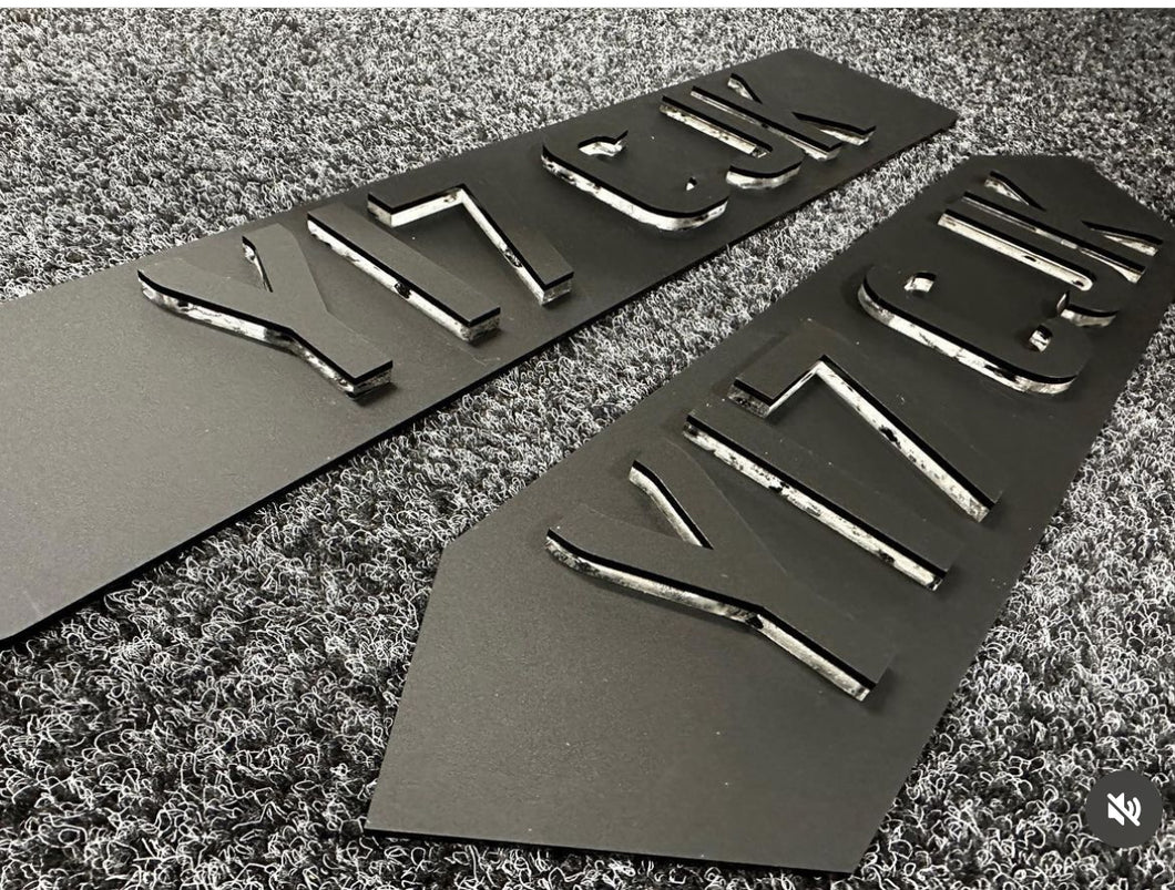 Matte black show plates